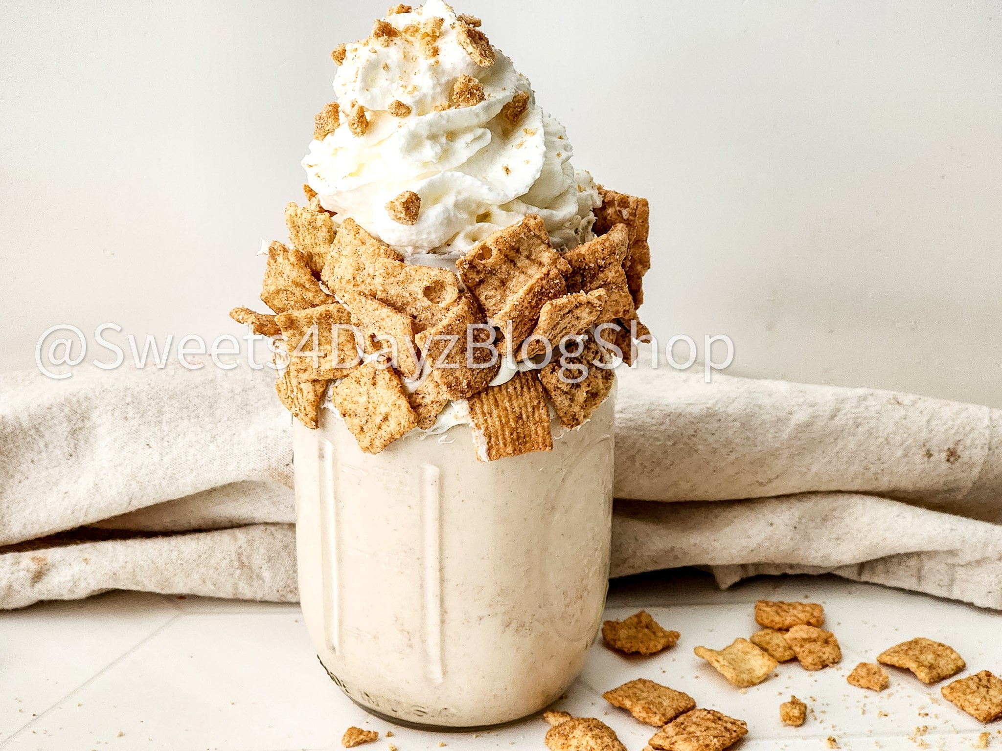 Cinnamon Toast Crunch Milkshake on Linen