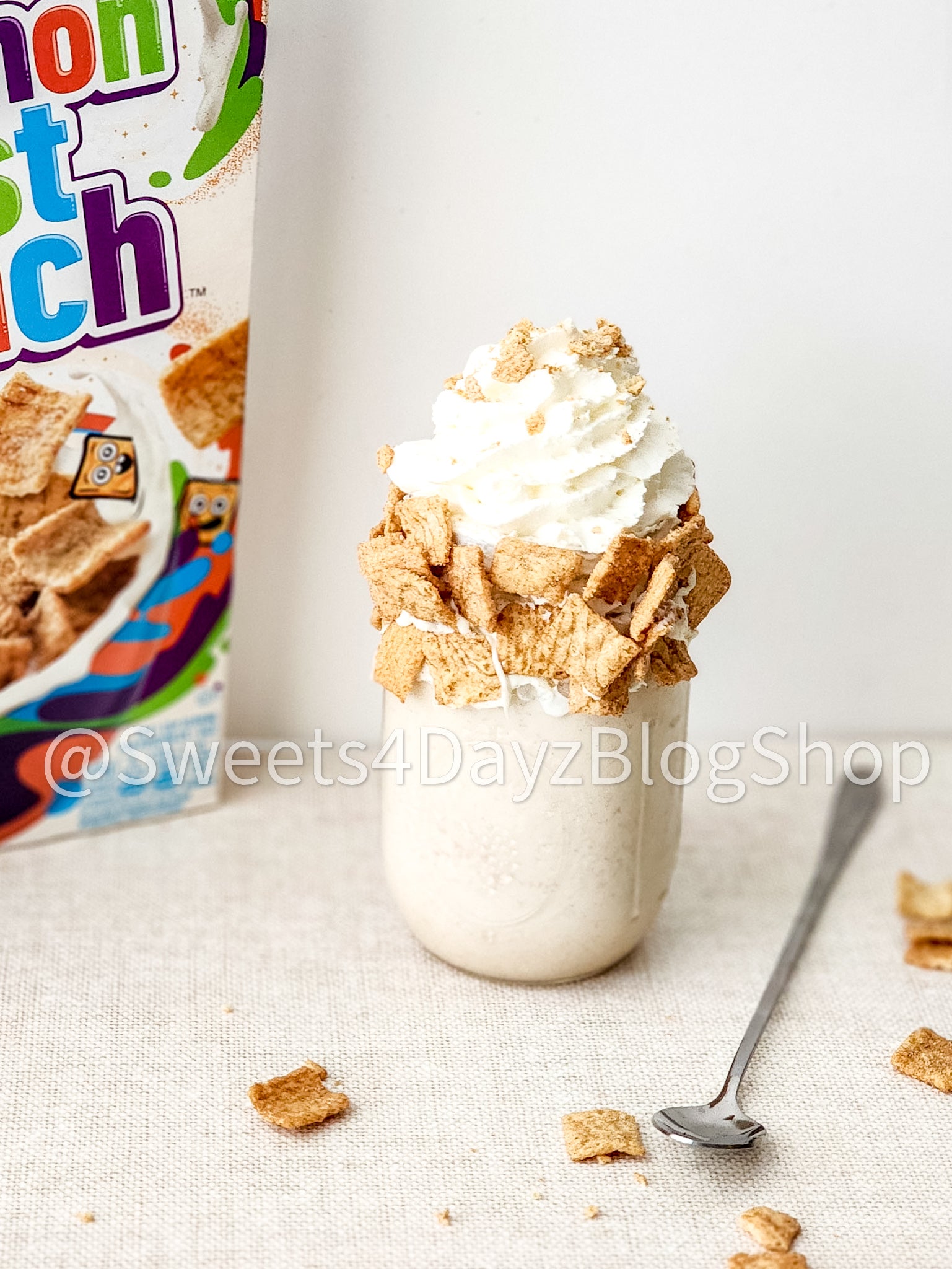 Cinnamon Toast Crunch Milkshake on Linen