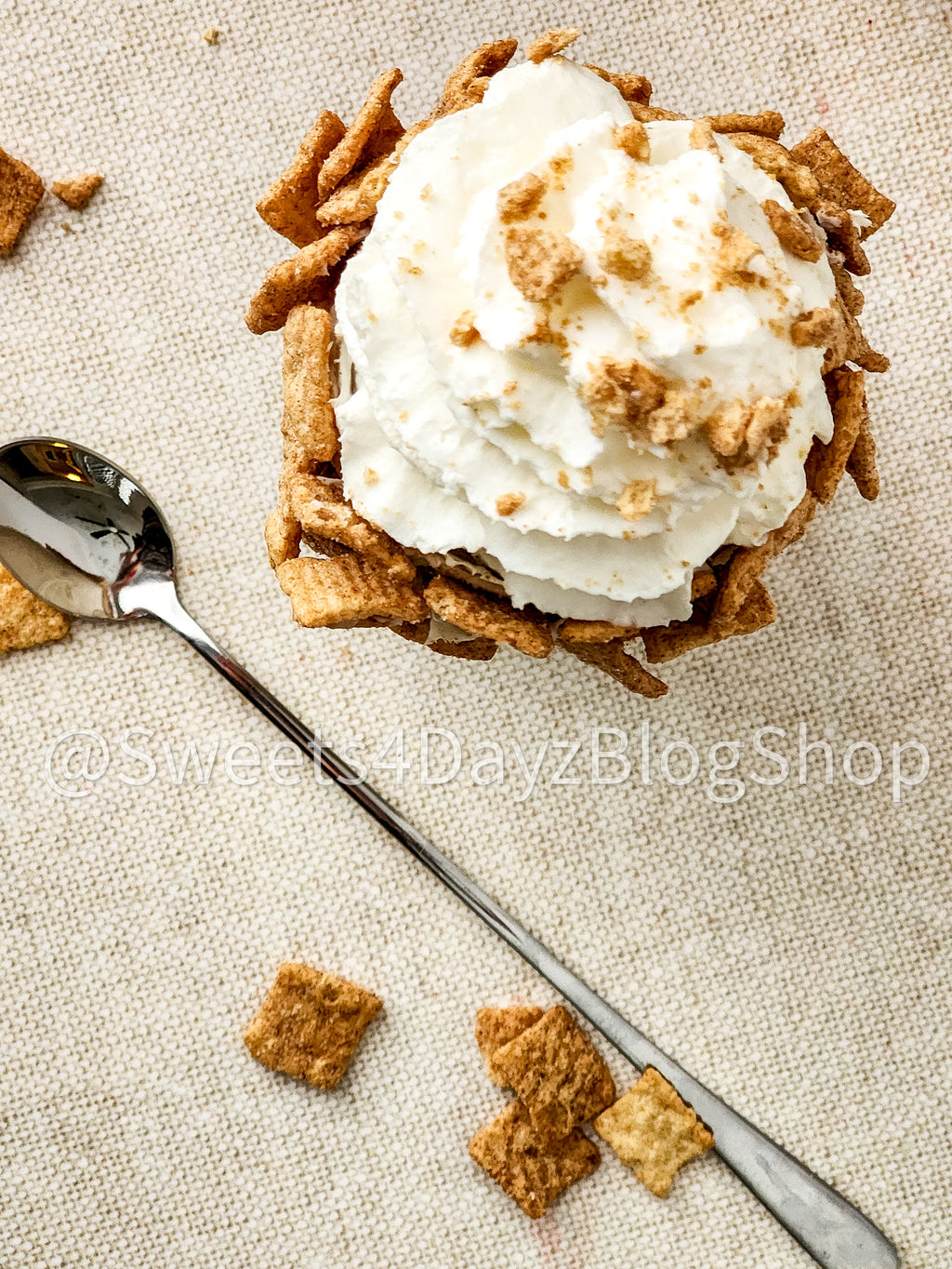 Cinnamon Toast Crunch Milkshake on Linen