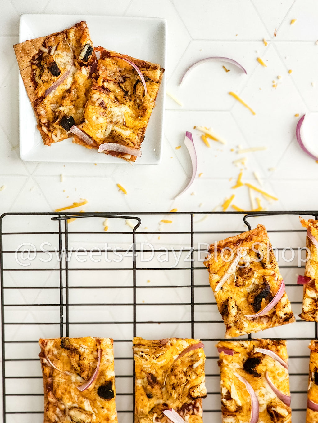 BBQ Chicken Flatbread Pizza on Rhombus