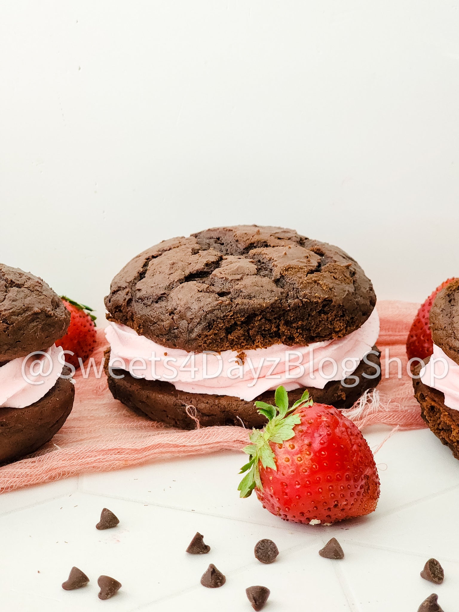 Chocolate Strawberry Whoopie Pies on Rhombus