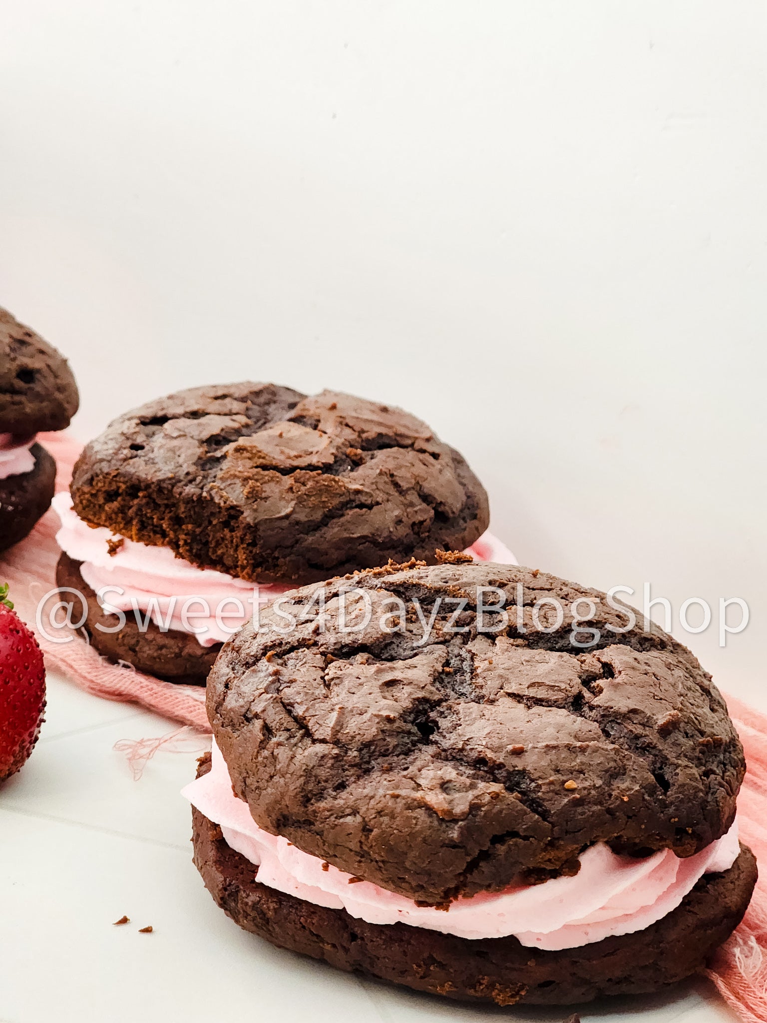 Chocolate Strawberry Whoopie Pies on Rhombus