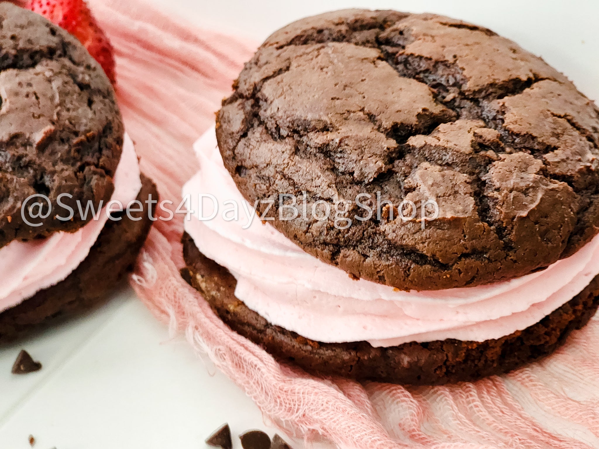 Chocolate Strawberry Whoopie Pies on Rhombus