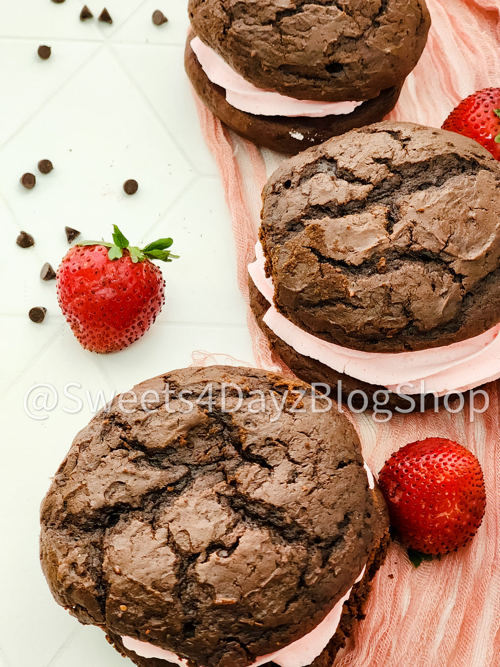 Chocolate Strawberry Whoopie Pies on Rhombus