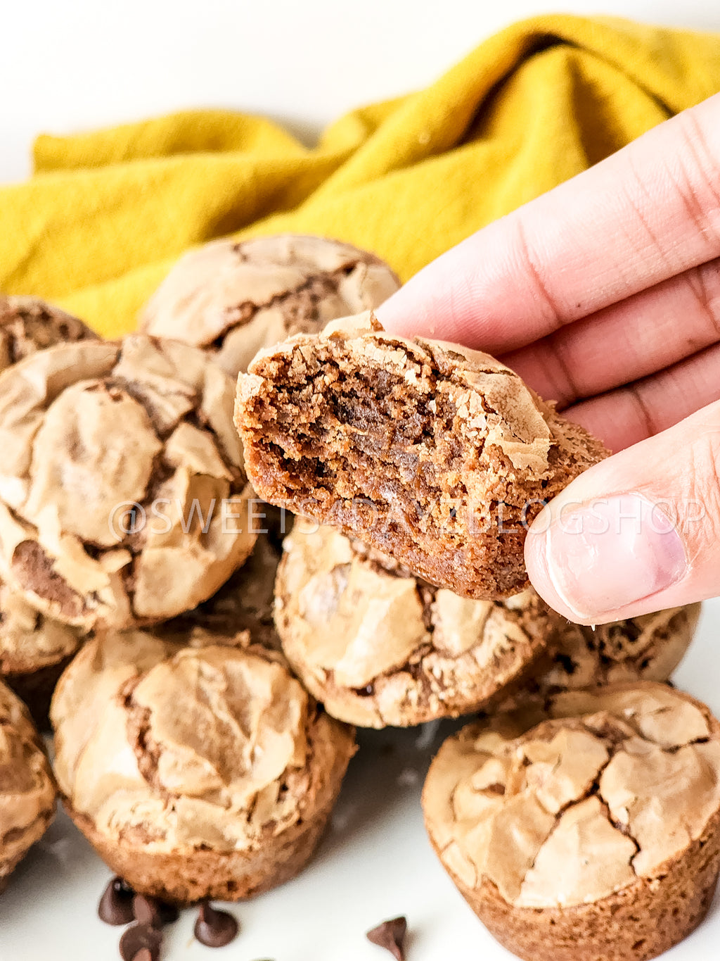 5-Ingredient Brownie Bites on Rhombus