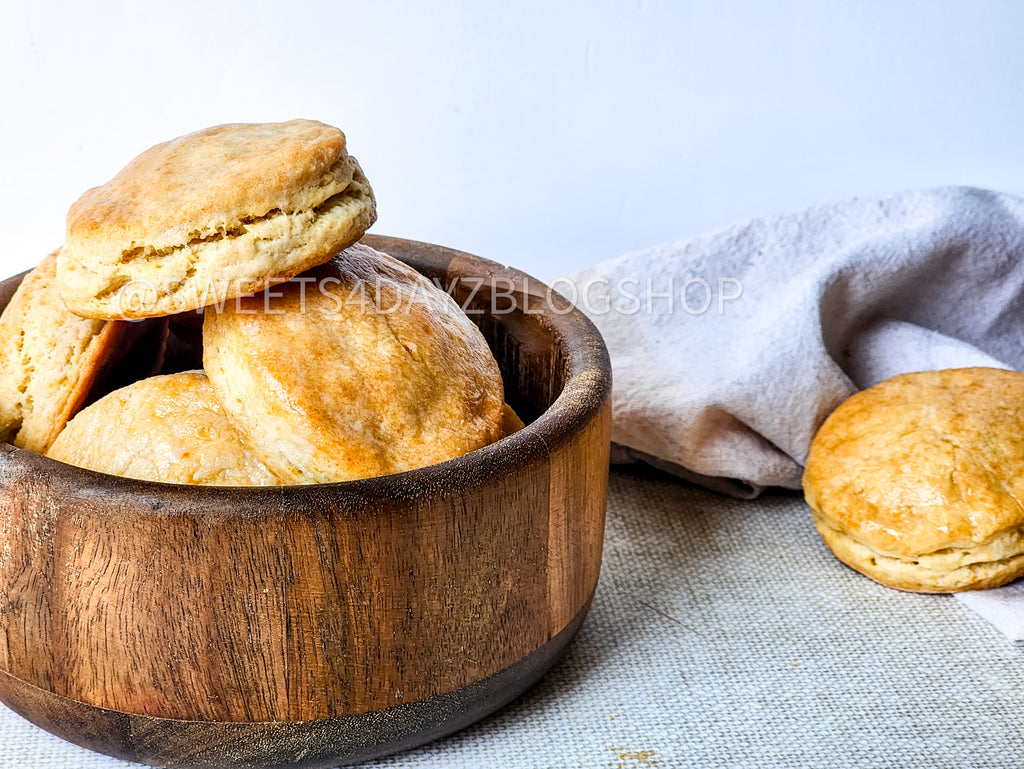 Copycat Popeyes Biscuits on Linen