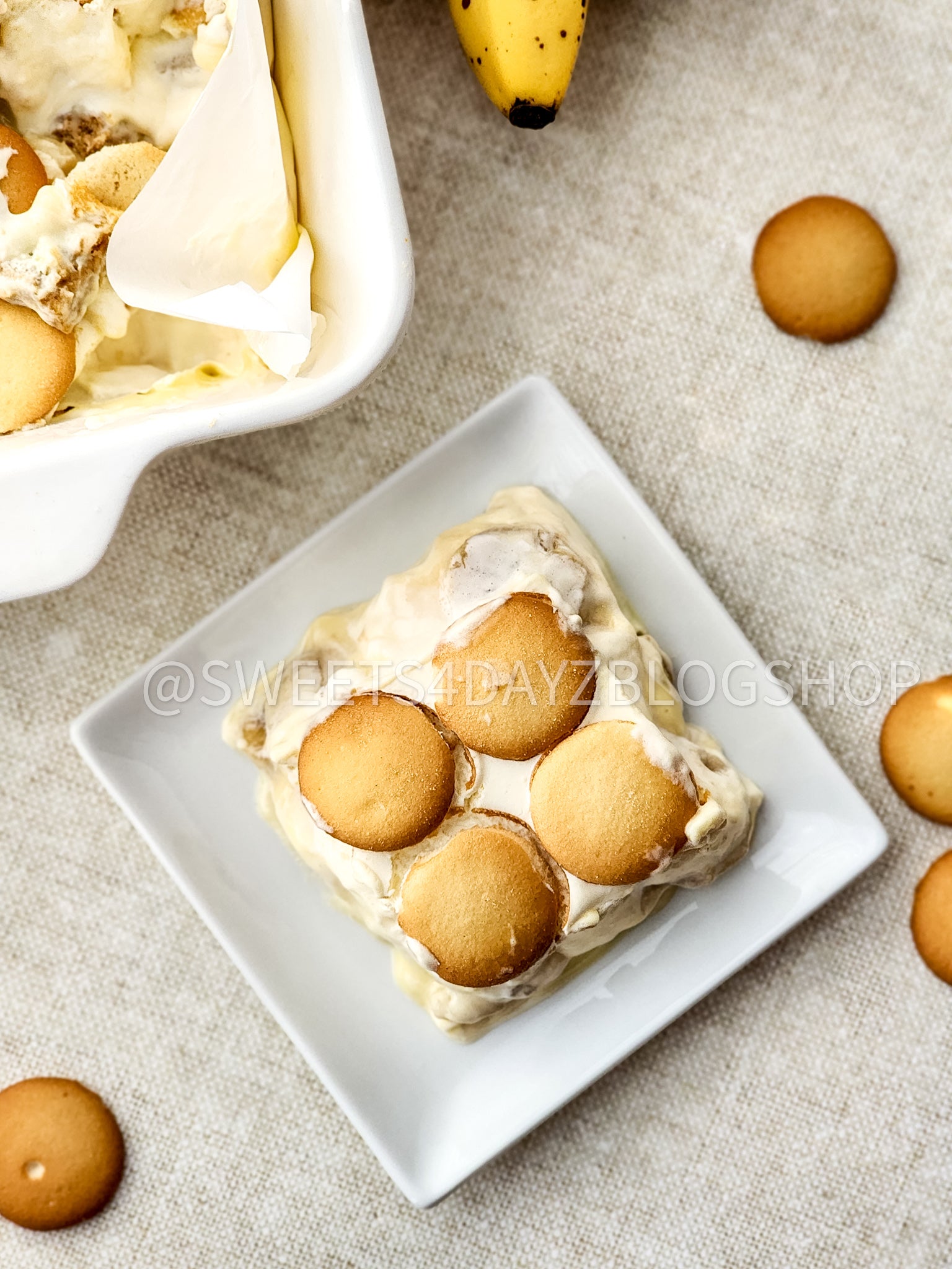 Banana Pudding Bars on Linen