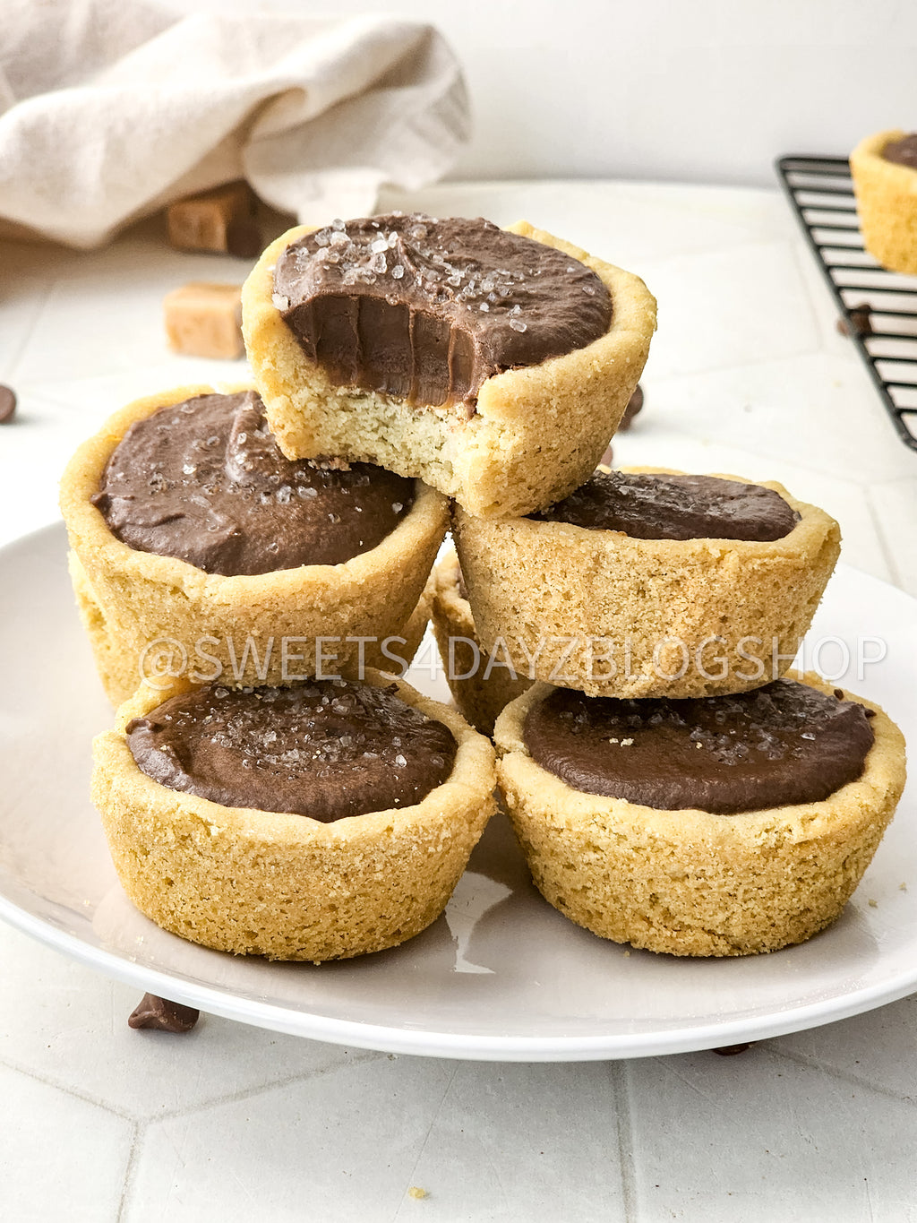 Twix Cookie Cups on Rhombus