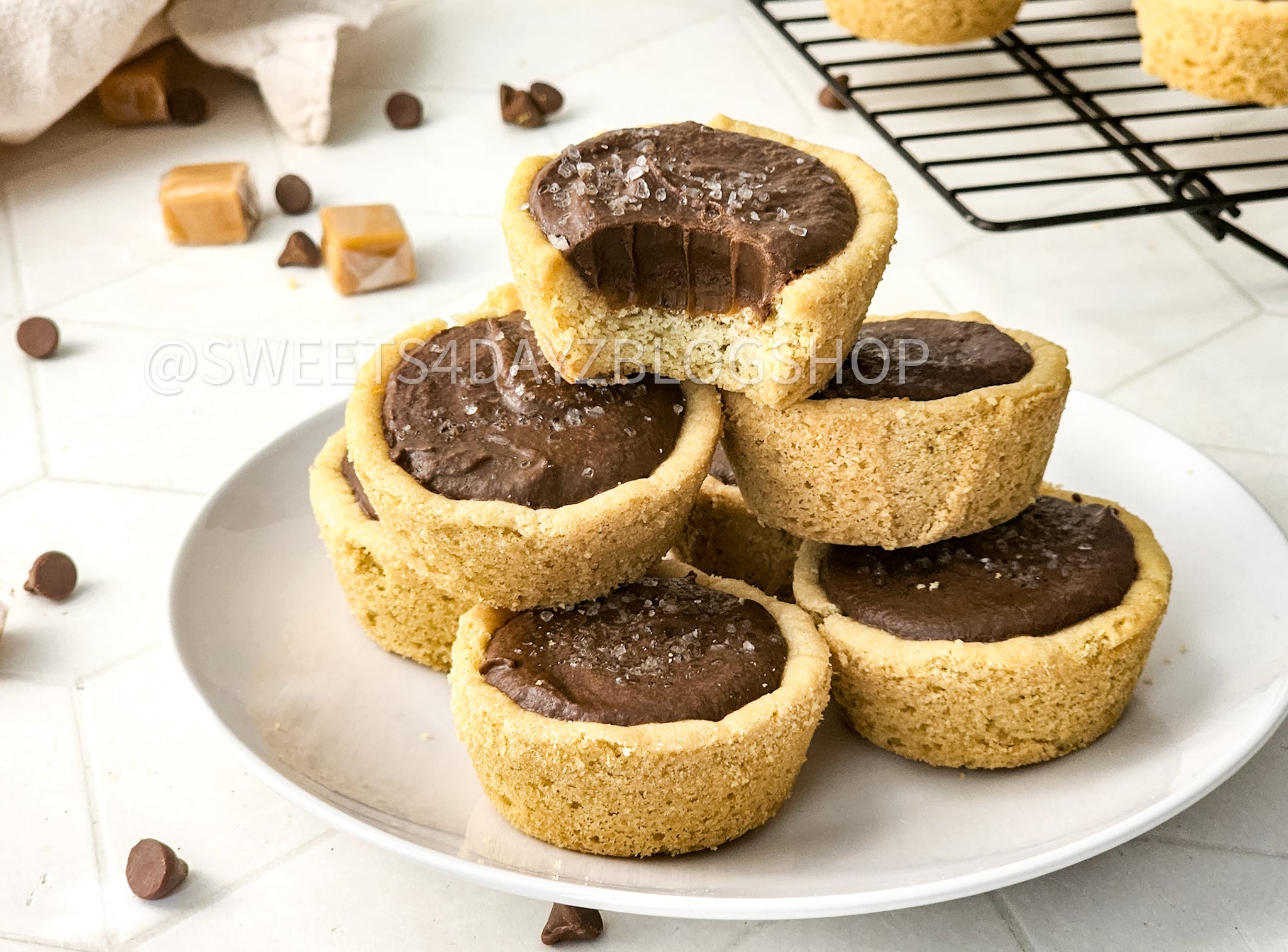 Twix Cookie Cups on Rhombus