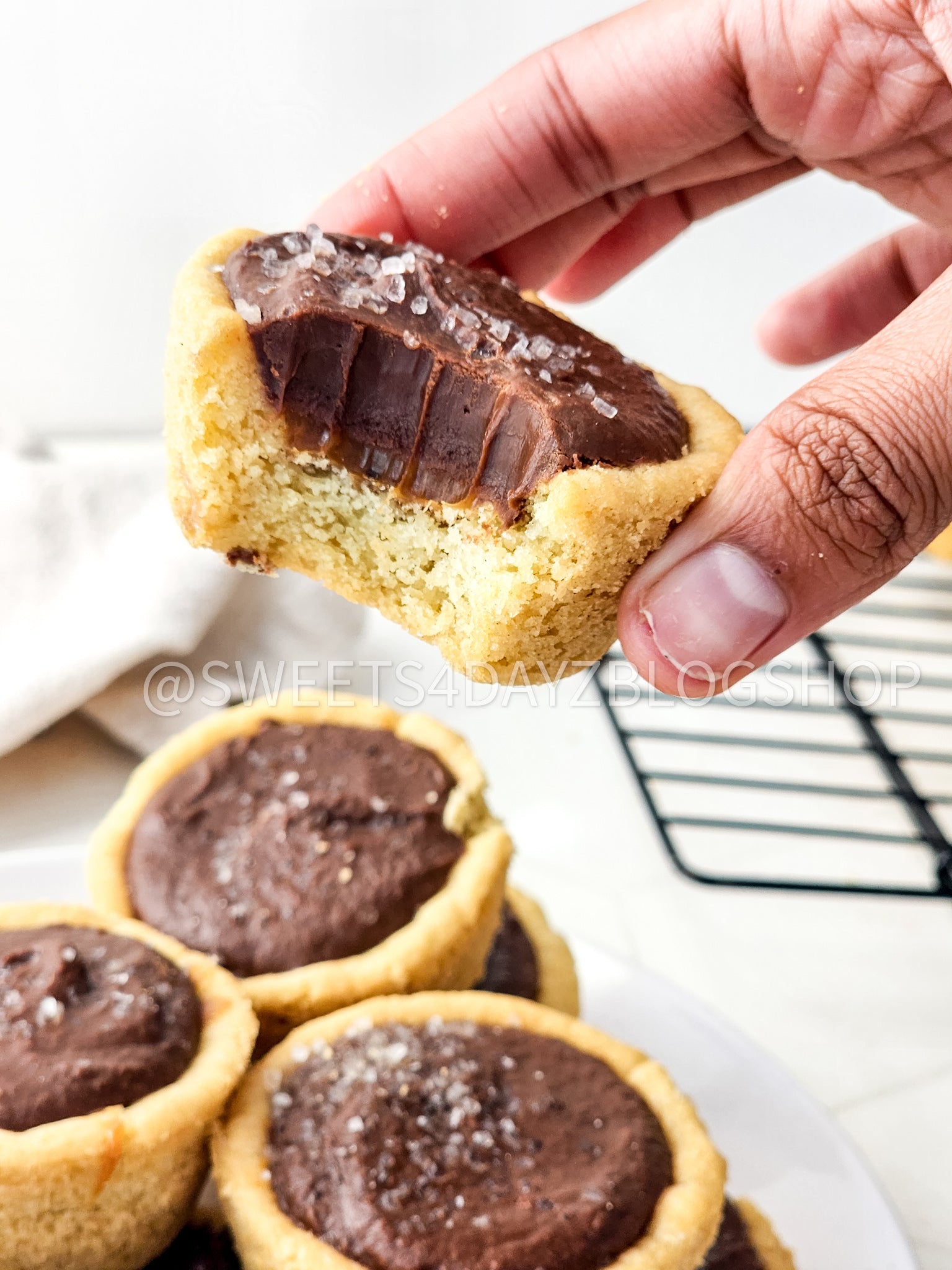 Twix Cookie Cups on Rhombus