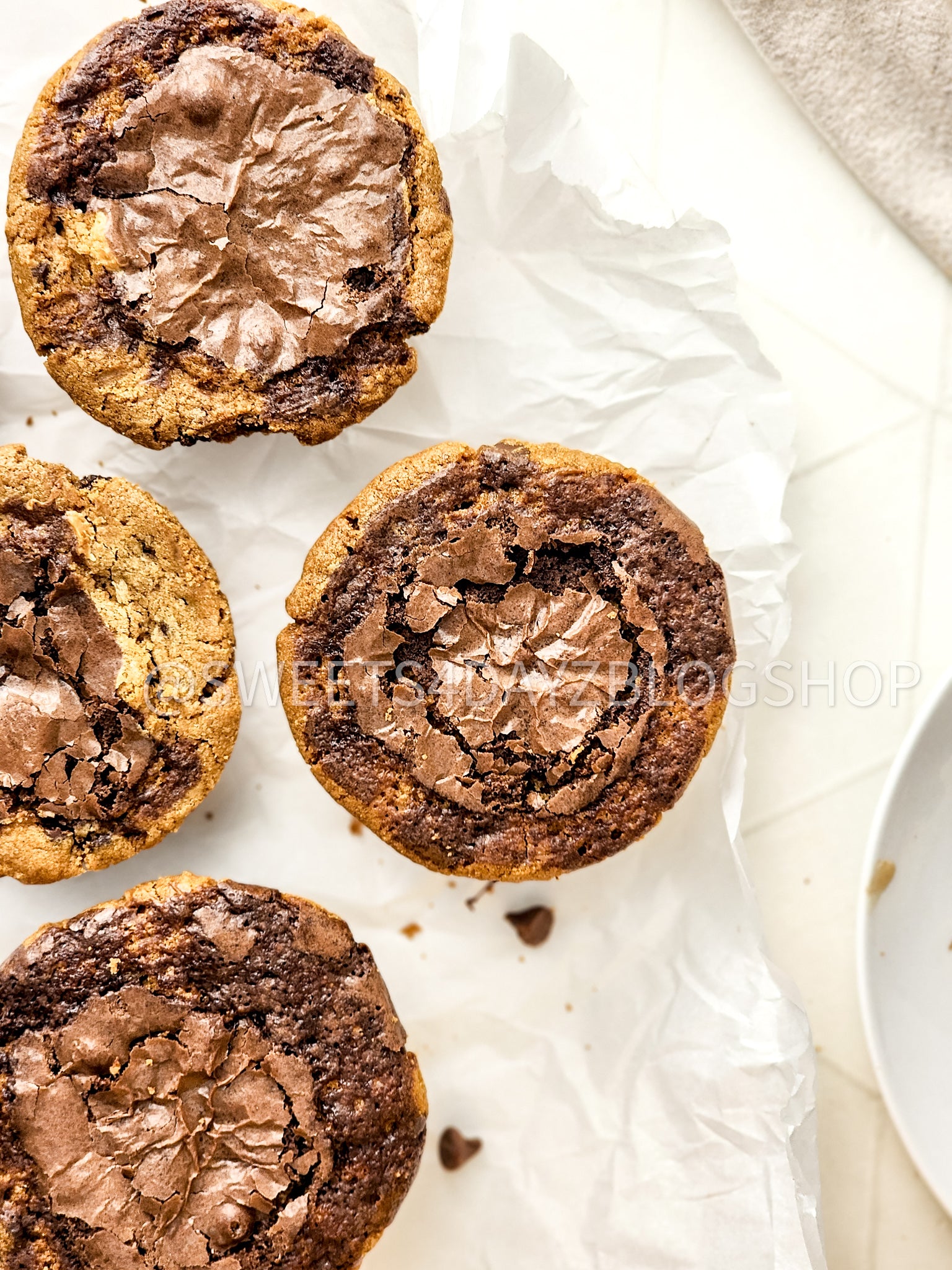 Brookie Cheesecake Cups on Rhombus