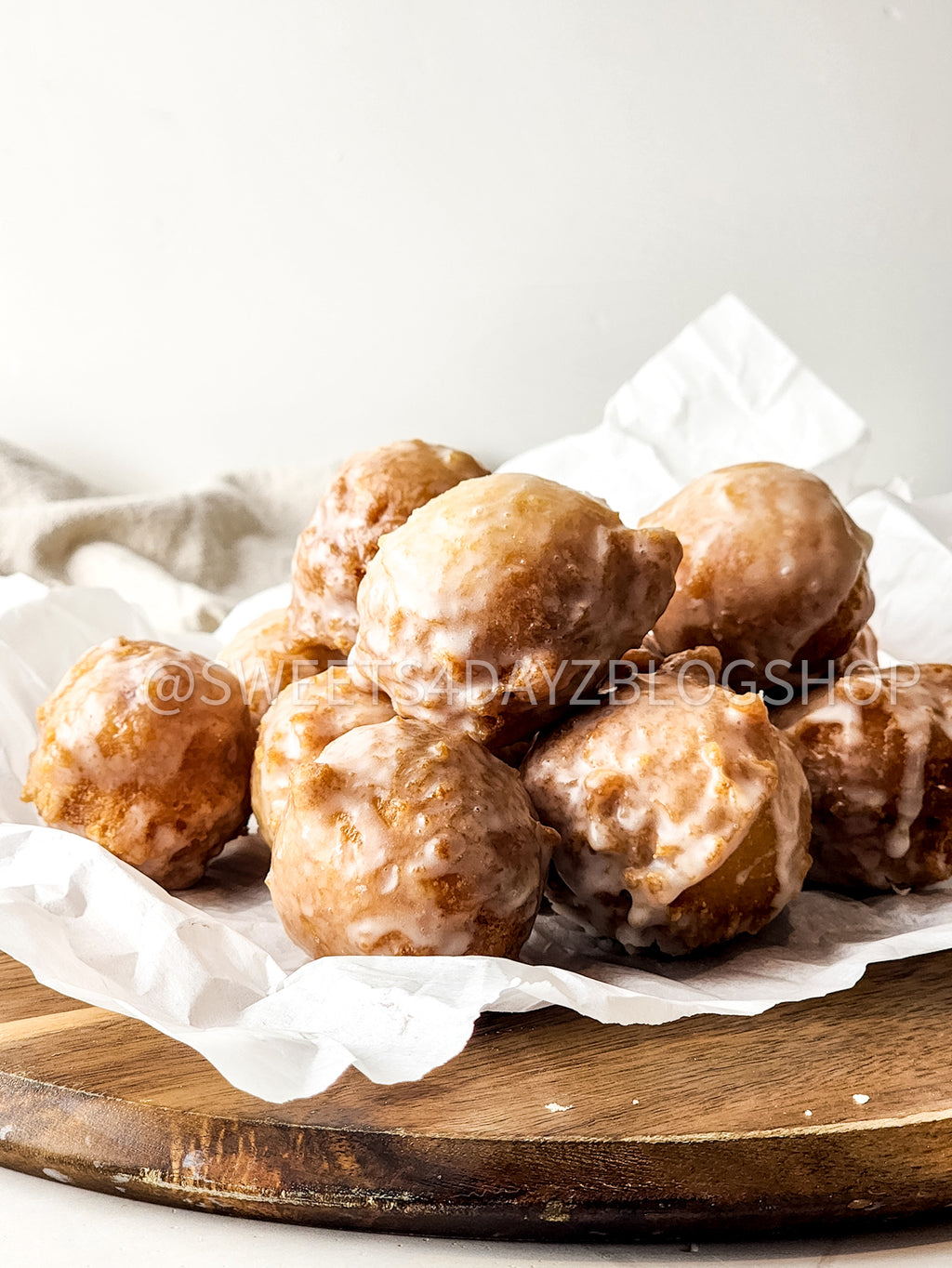 Copycat Dunkin Glazed Munchkins on Rhombus