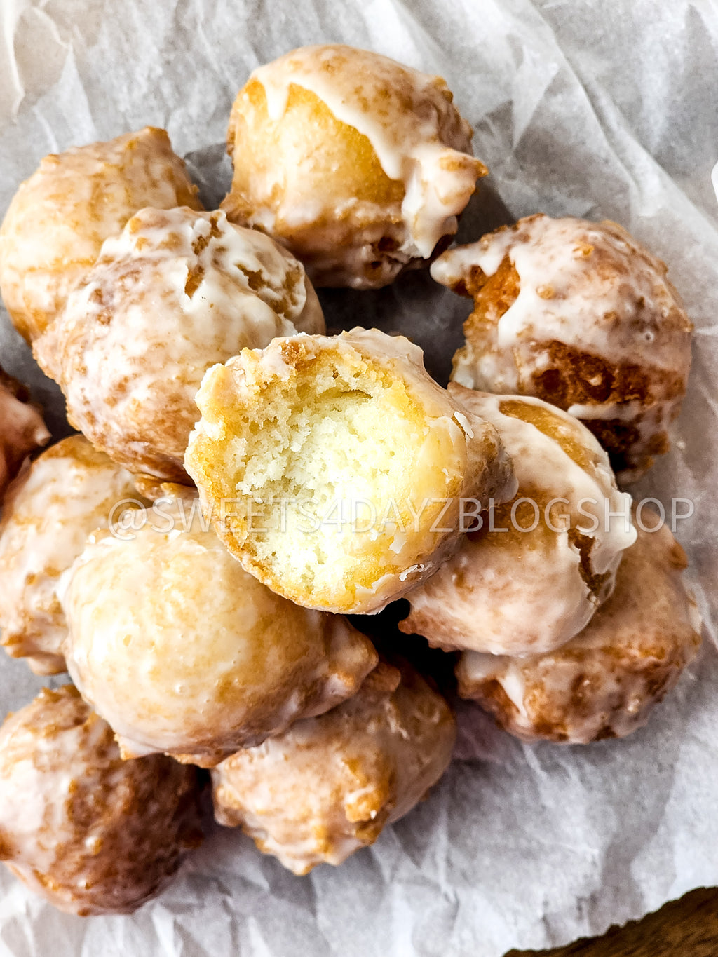 Copycat Dunkin Glazed Munchkins on Rhombus