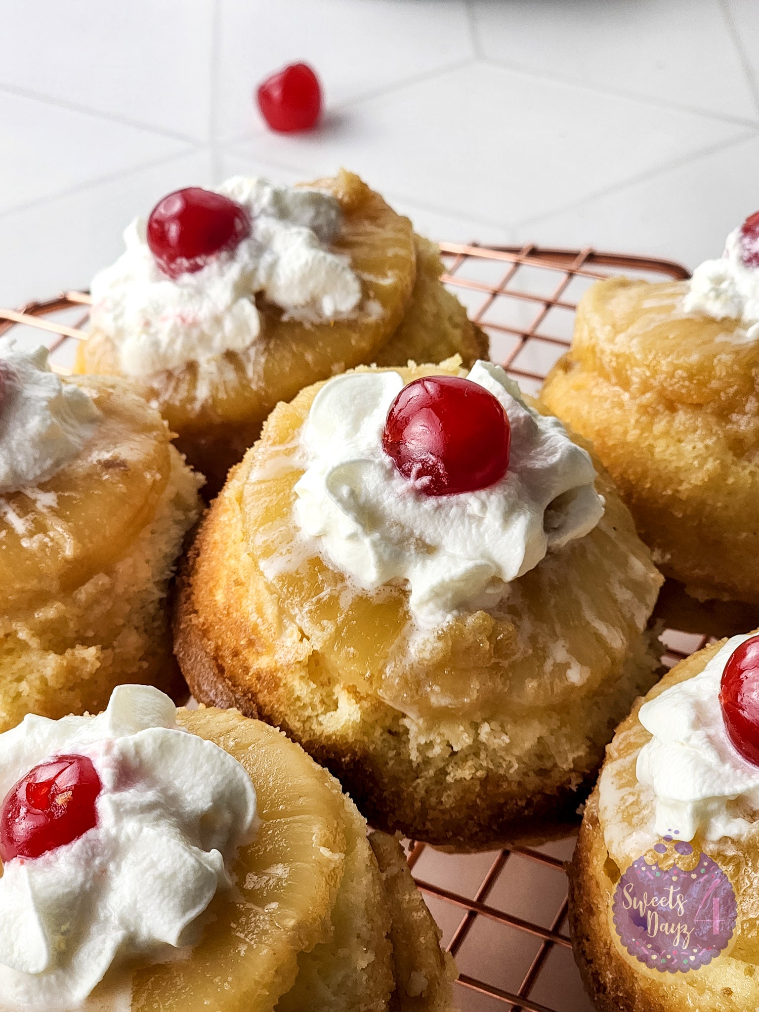 Mini Pineapple Upside Down Cakes on Rhombus