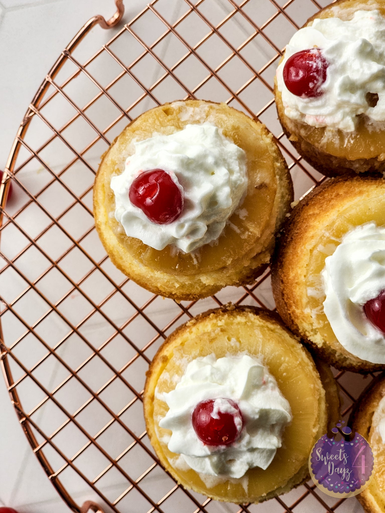 Mini Pineapple Upside Down Cakes on Rhombus
