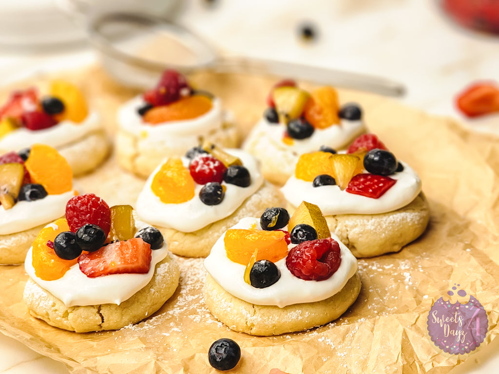Fruit Pizza Cookies on Gold Marble