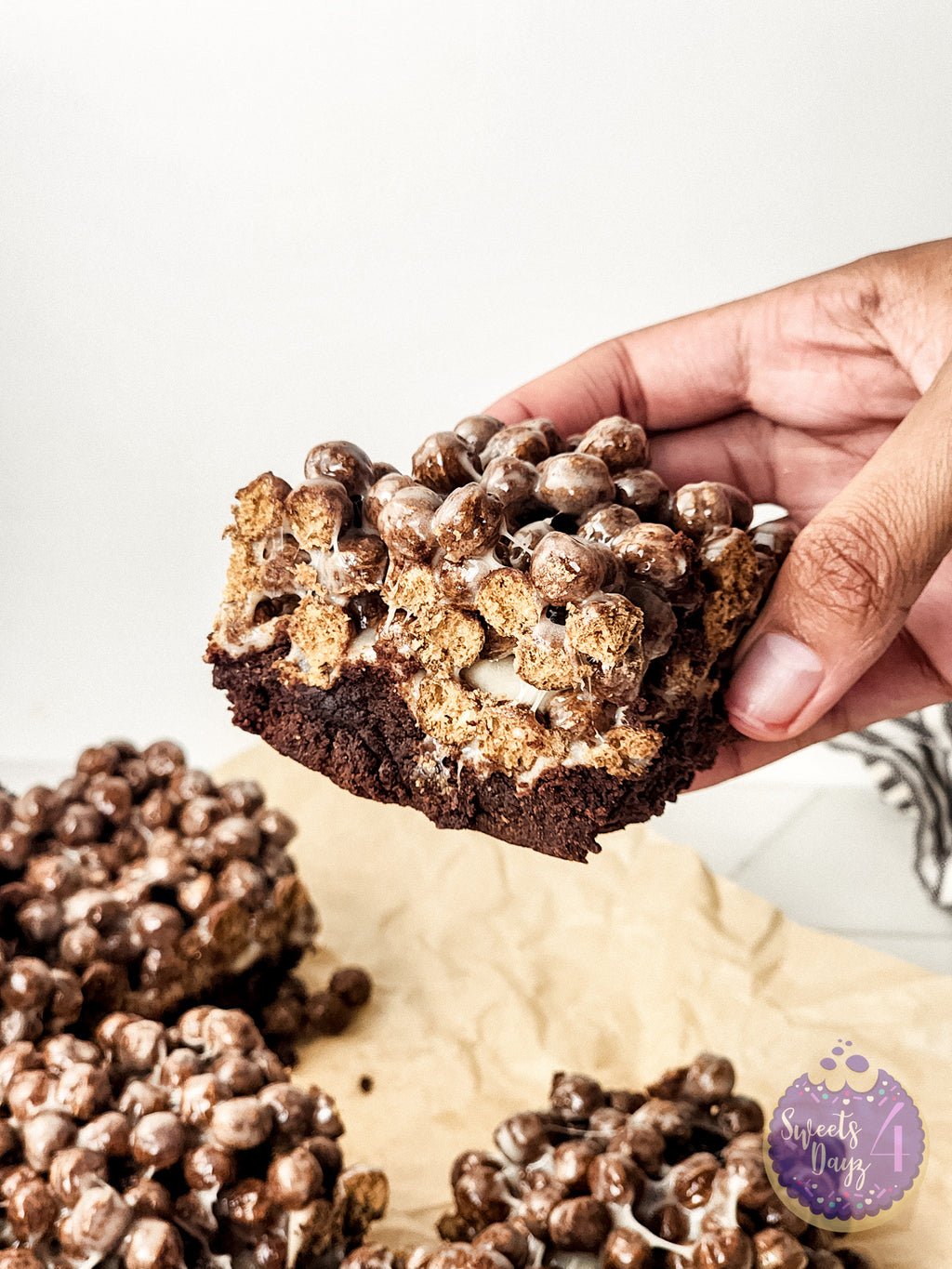 Chocolate Marshmallow Gooey Bars on Rhombus