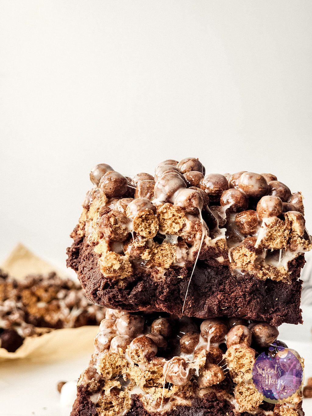 Chocolate Marshmallow Gooey Bars on Rhombus