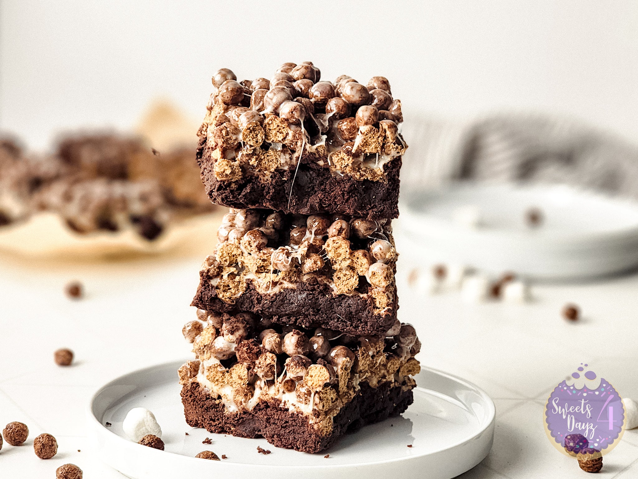 Chocolate Marshmallow Gooey Bars on Rhombus