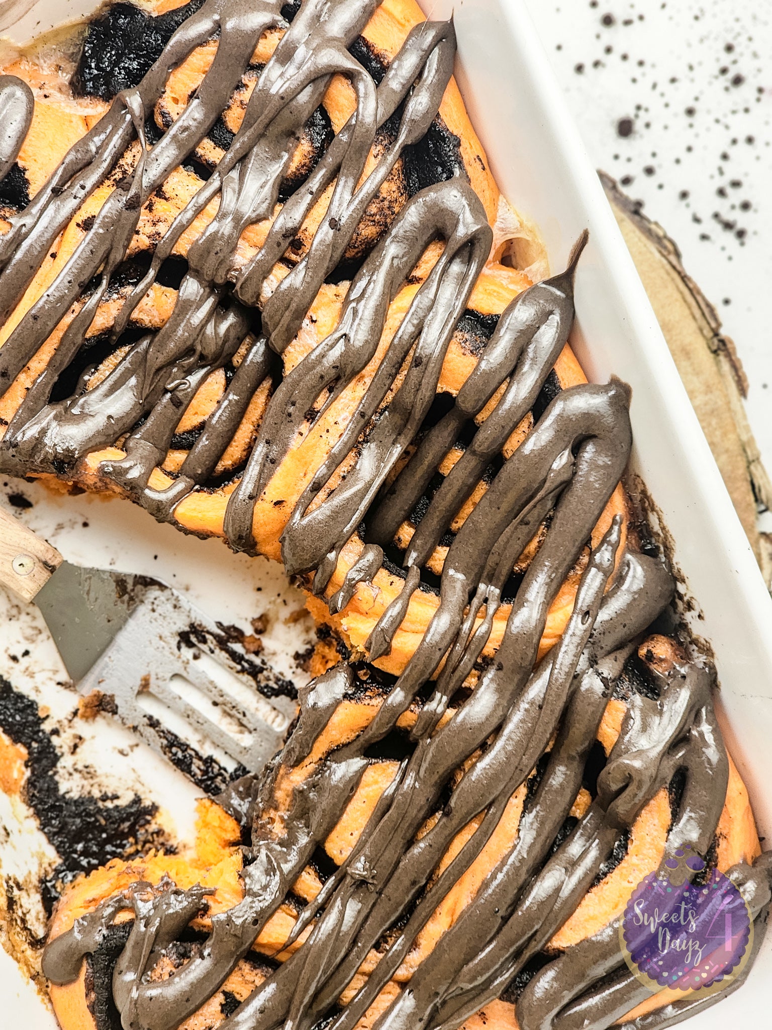 Halloween Cinnamon Rolls on Rhombus