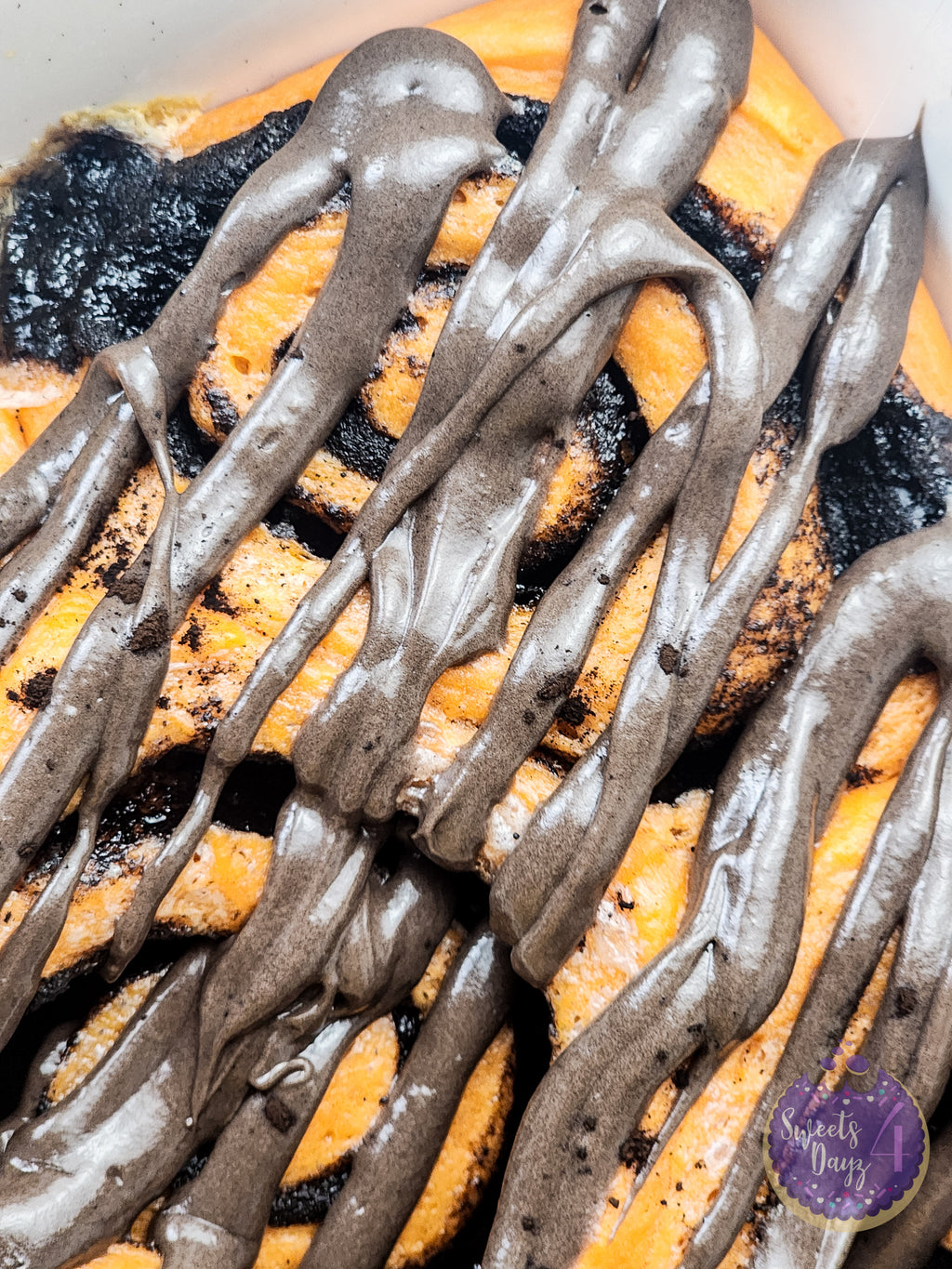 Halloween Cinnamon Rolls on Rhombus