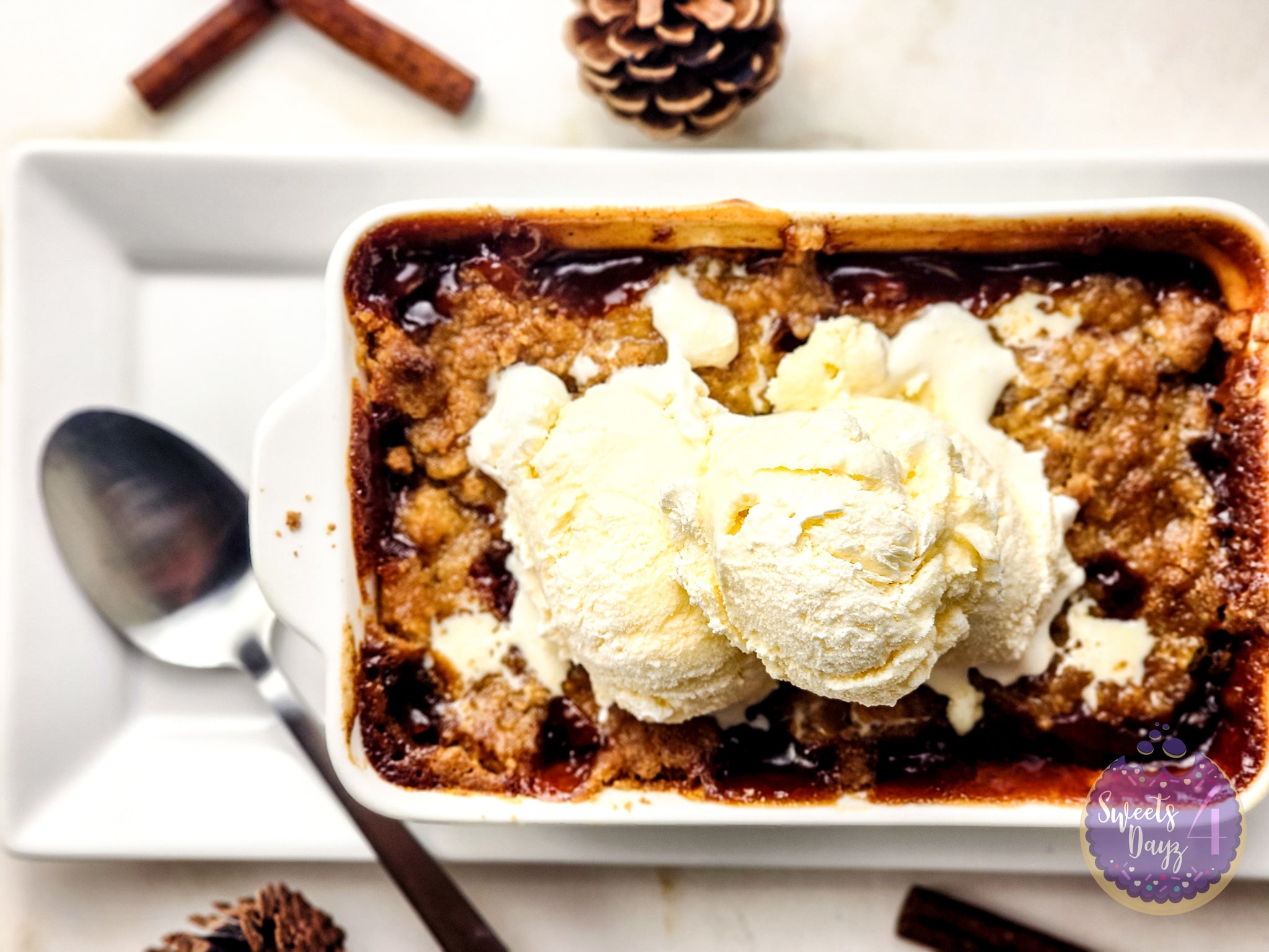 Peach Cobbler For One on Gold Marble