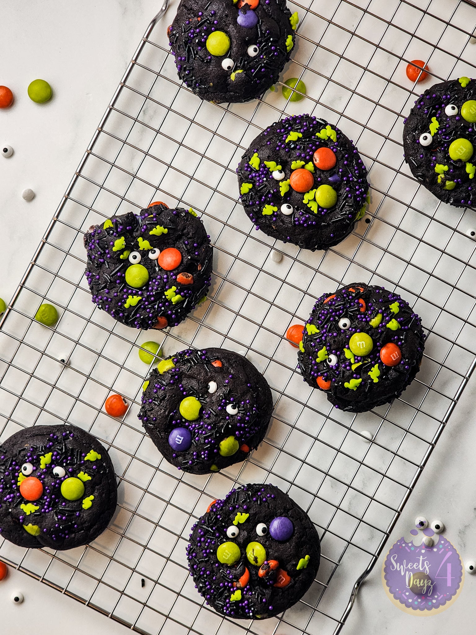 Halloween M&M Cookies on Rhombus