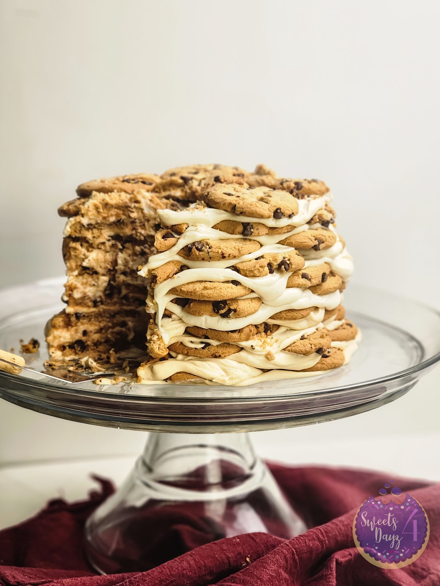 Milk n Cookies Ice Box Cake on Rhombus