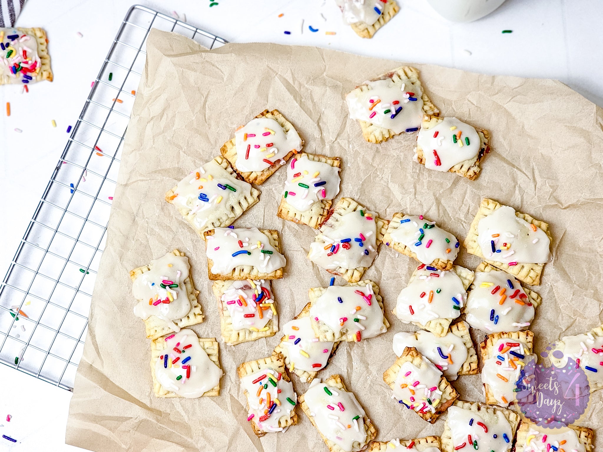 Mini Strawberry PopTarts on Rhombus