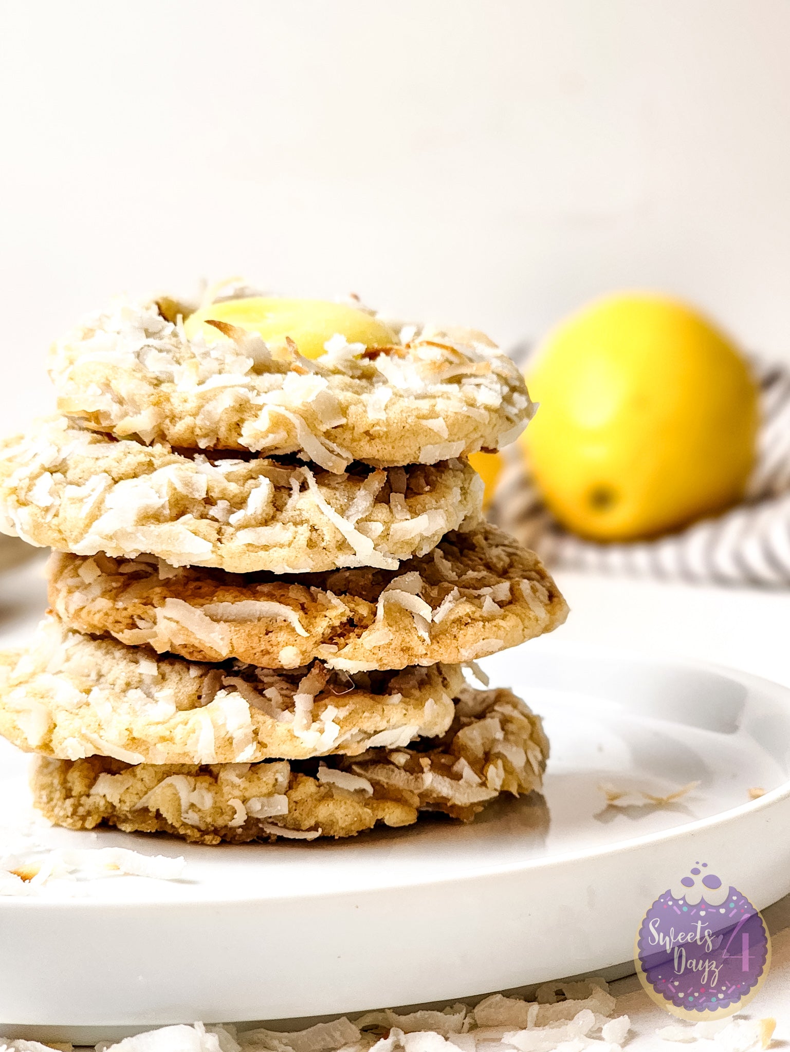 Coconut Lemon Curd Cookies on Rhombus