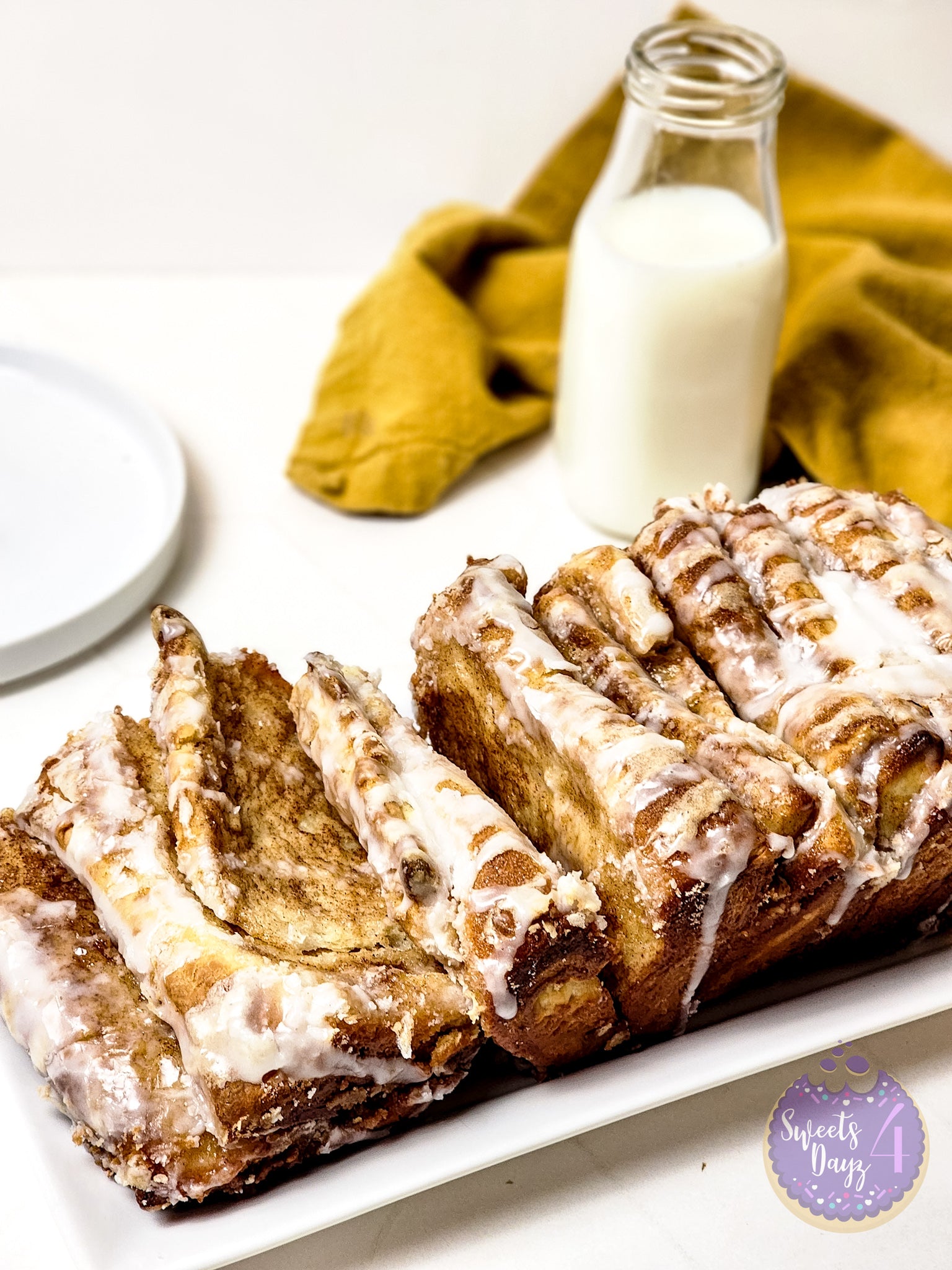 Cinnamon Pull Apart Bread on Rhombus
