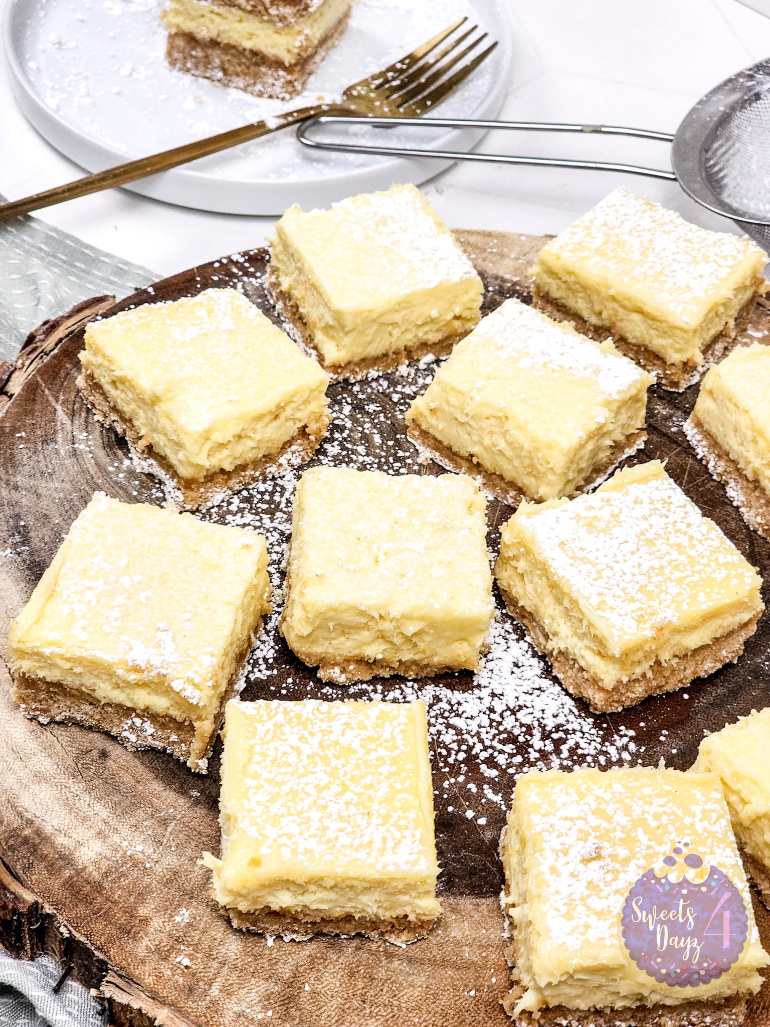 Lemon Cheesecake Bars on Rhombus