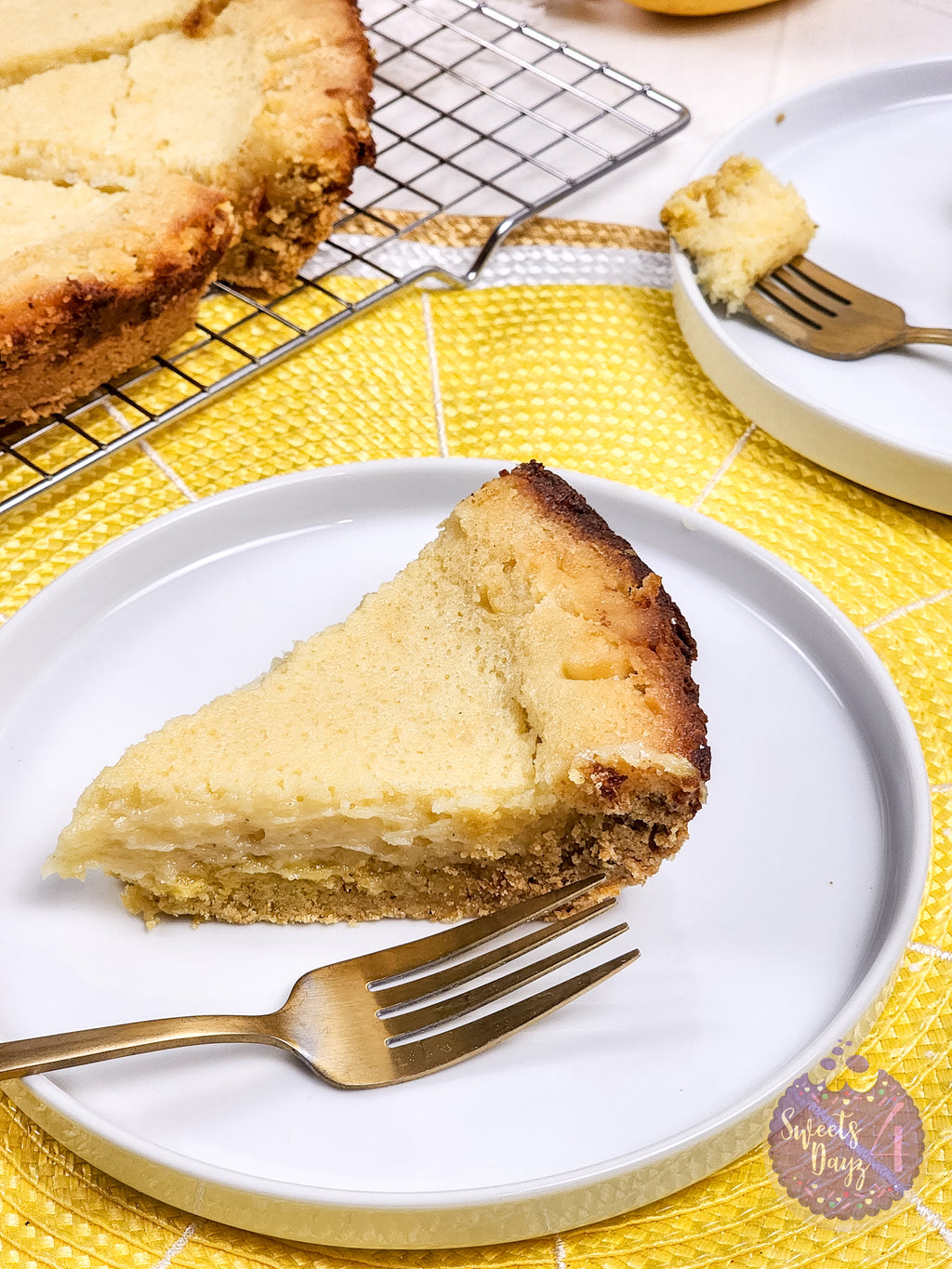 Lemon Gooey Butter Cake on Rhombus