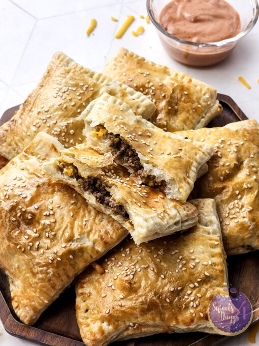 Cheeseburger Hand Pies on Rhombus