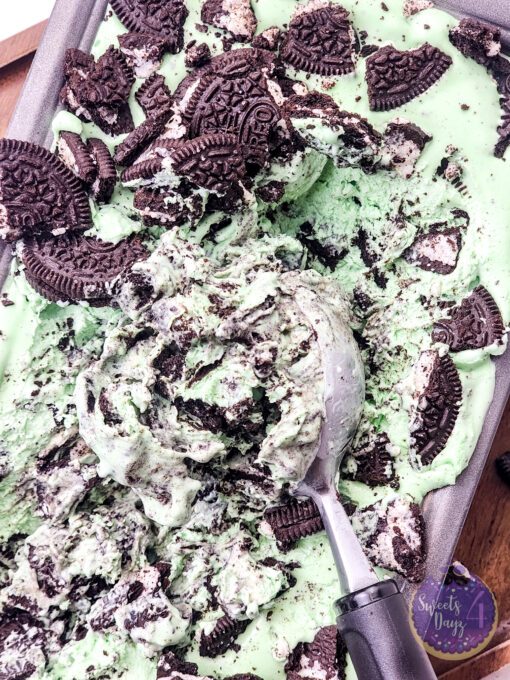 Mint Oreo Ice Cream on Marble - Image 5